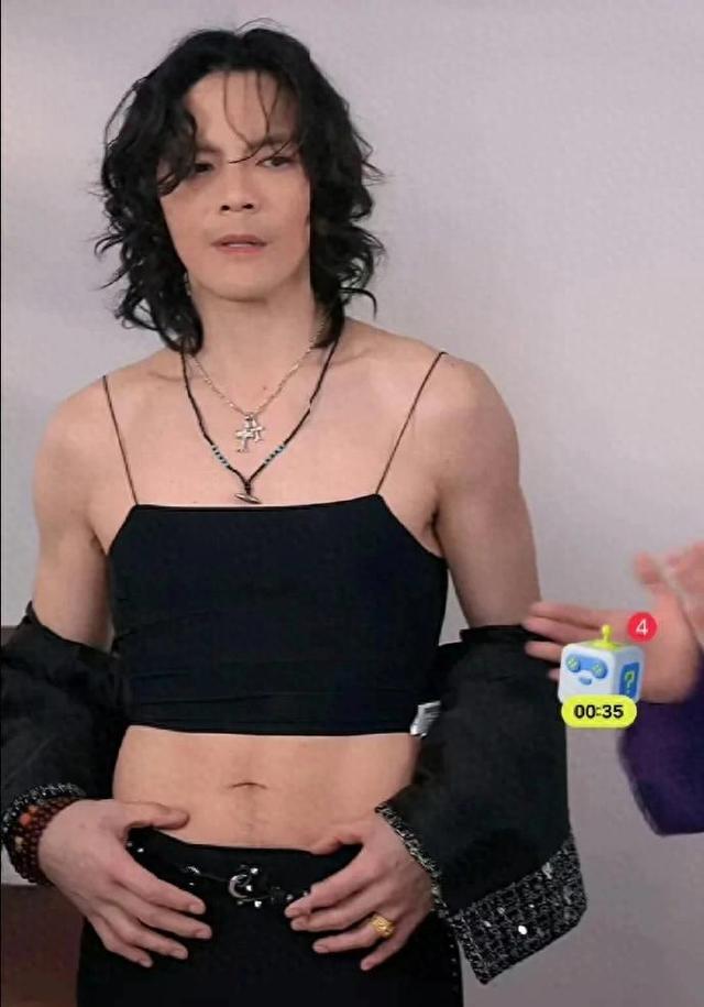 向佐女装